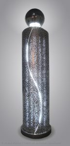Cilindro luminoso y esfera, acero inoxidable, luz, 310 cm alto, 1989